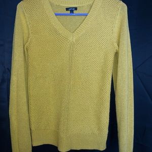 Yellow sweater